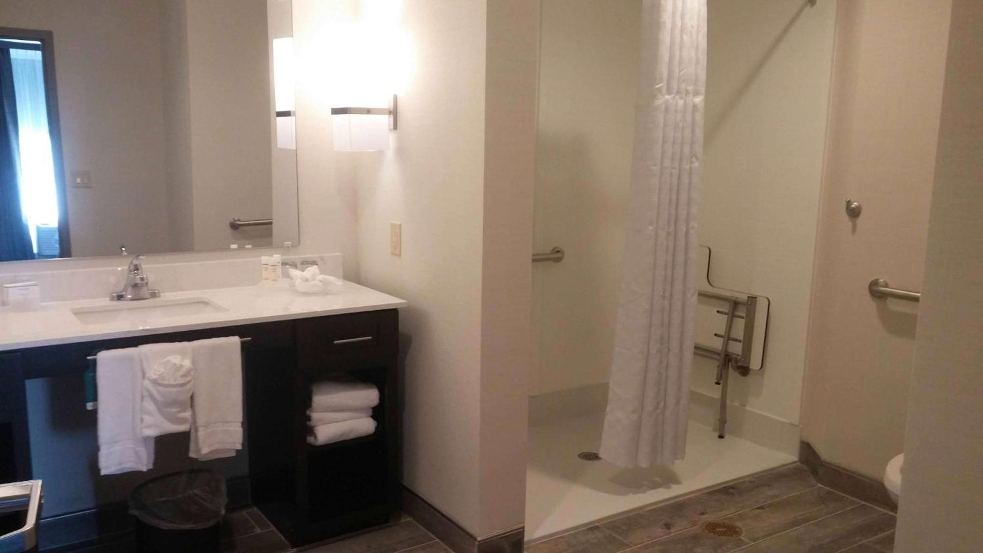Homewood Suites By Hilton Philadelphia Плимут Мийтинг Екстериор снимка
