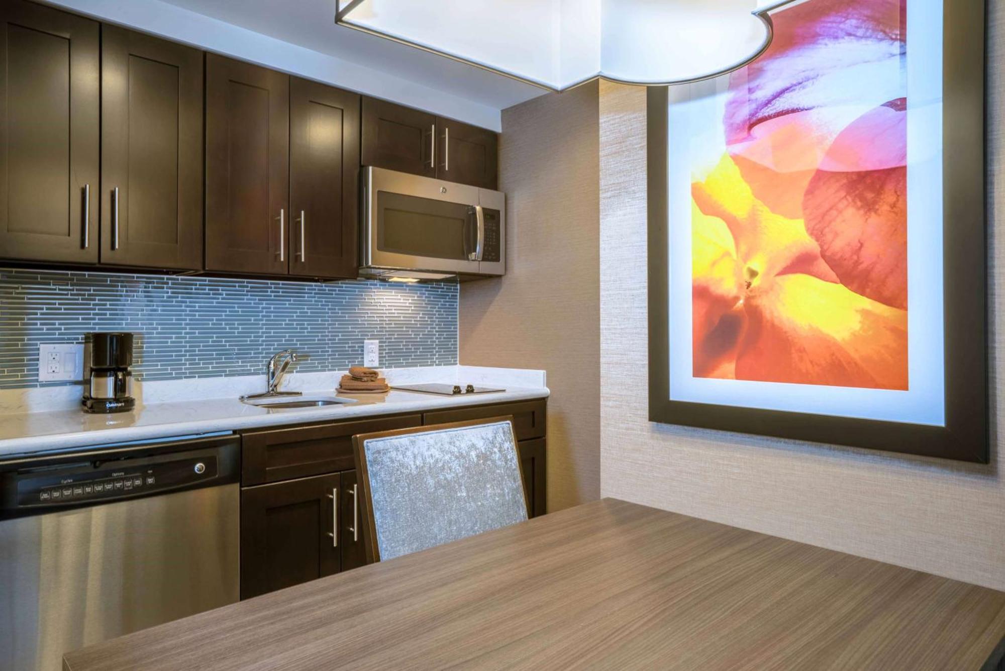 Homewood Suites By Hilton Philadelphia Плимут Мийтинг Екстериор снимка
