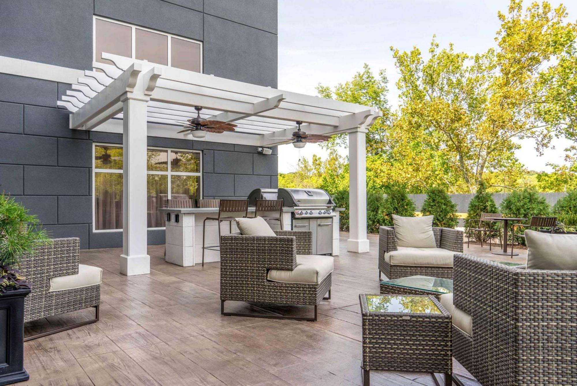 Homewood Suites By Hilton Philadelphia Плимут Мийтинг Екстериор снимка